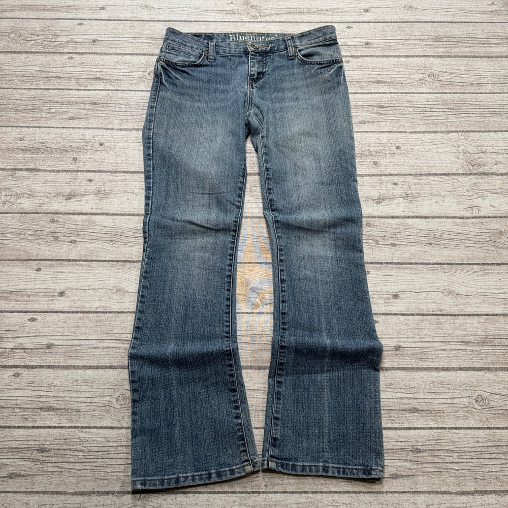 Bluenotes Jeans Women's 28x32 Blue Denim Bootcut Low Rise Relaxed Medium Wash